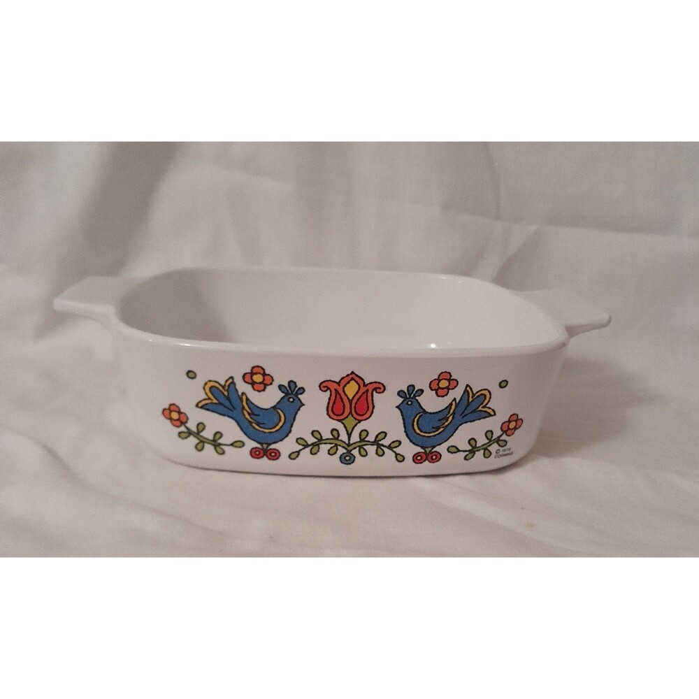 Corning Ware Country Festival 1975 Blue Birds  1 qt